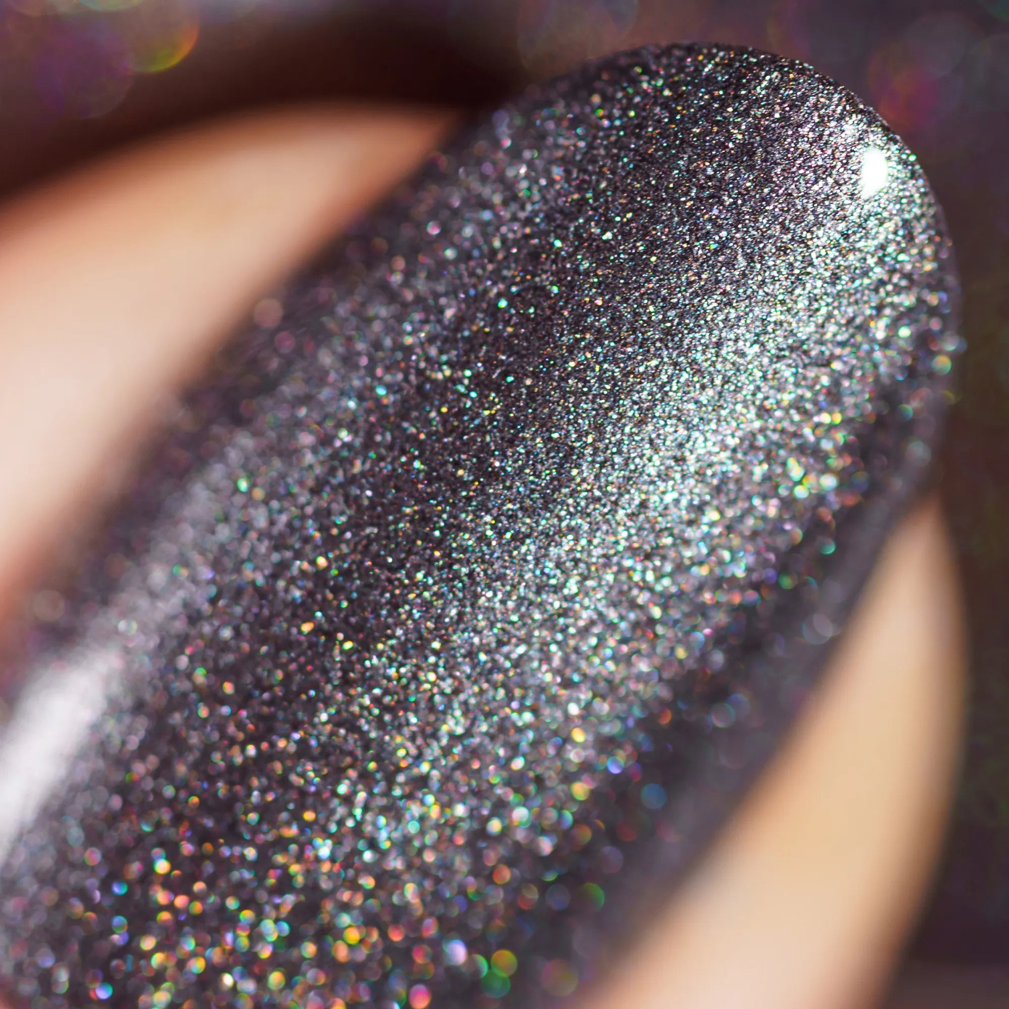 herzlack-pechmarie-veganer-nagellack-dunkelgrau-holo-11ml image 4