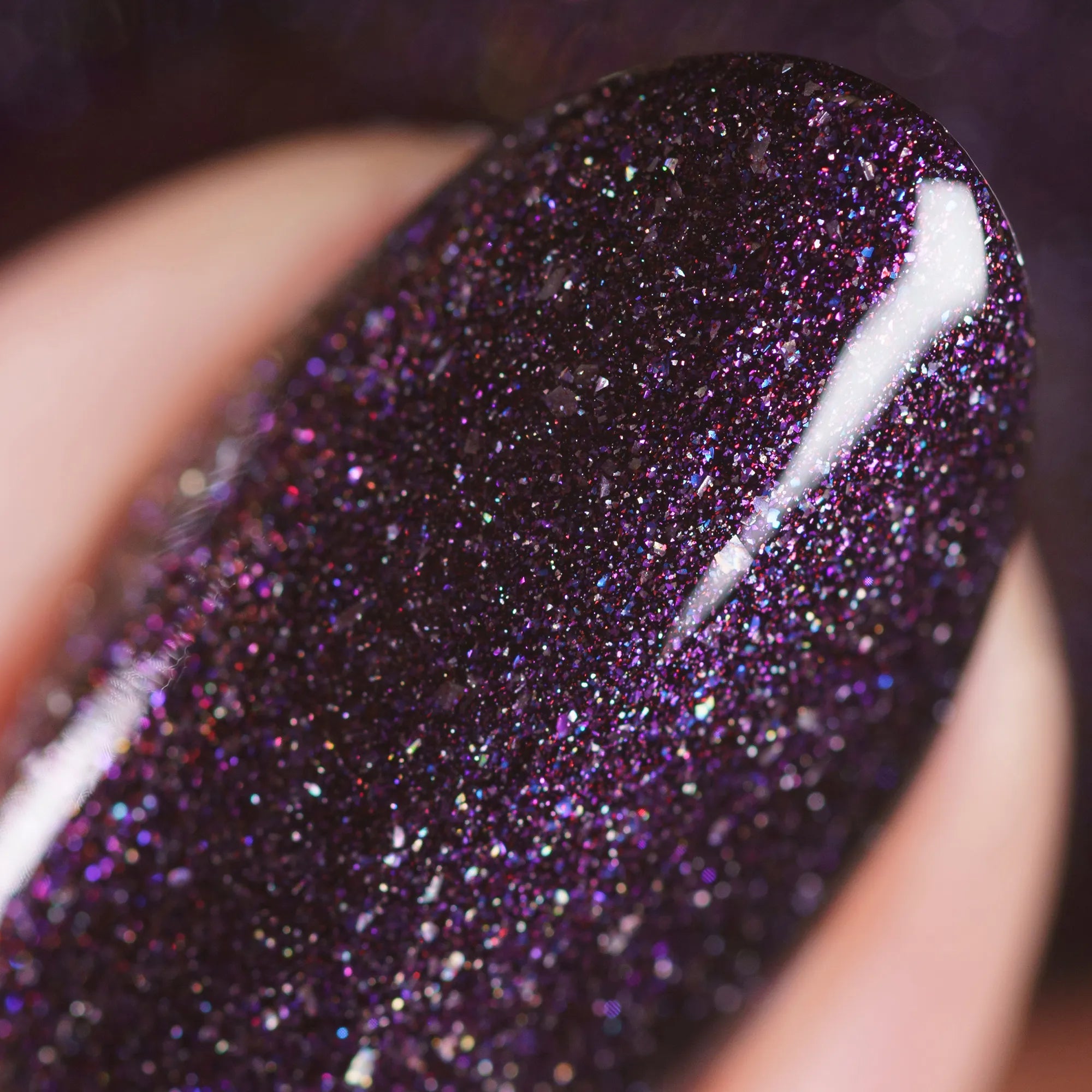 herzlack-supernova-veganer-nagellack-mission-sternenstaub-duochrome image 4
