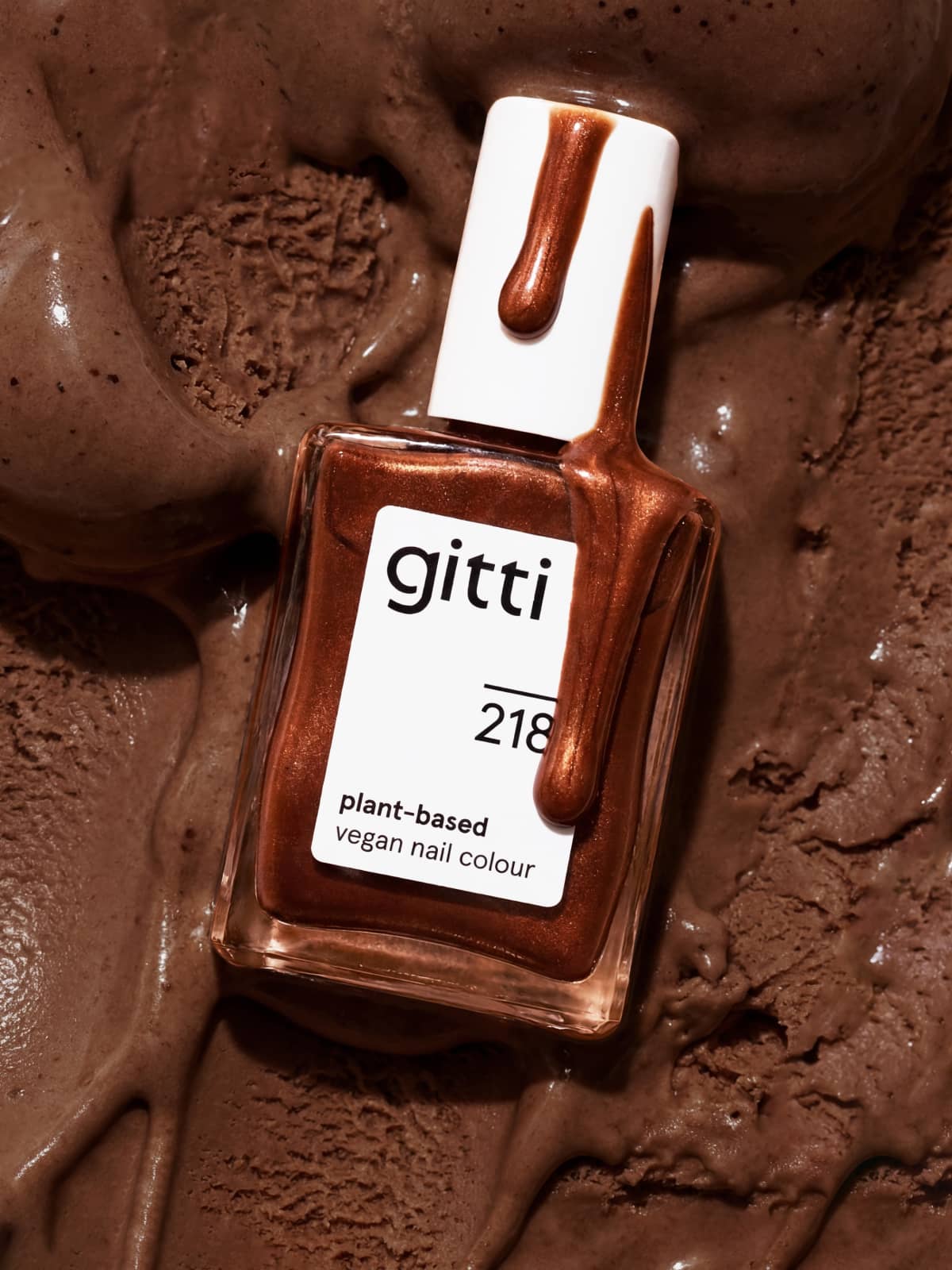 gitti-no-218-plant-based-nagellack-schokoladenbraun-metallic image 6