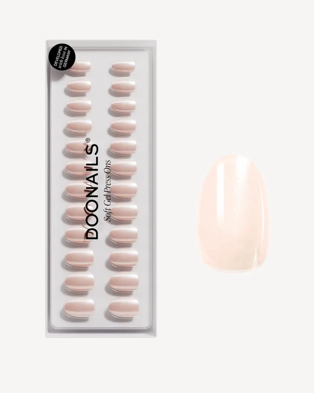 doonails-prosecco-short-round-soft-gel-press-ons-chrome-finish image 1