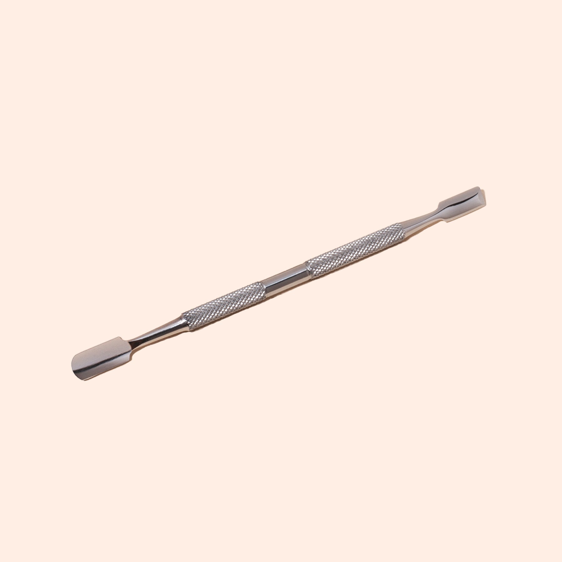 manucurist-green-nagelhautschieber-aus-stahl-pr-zisions-tool image 1