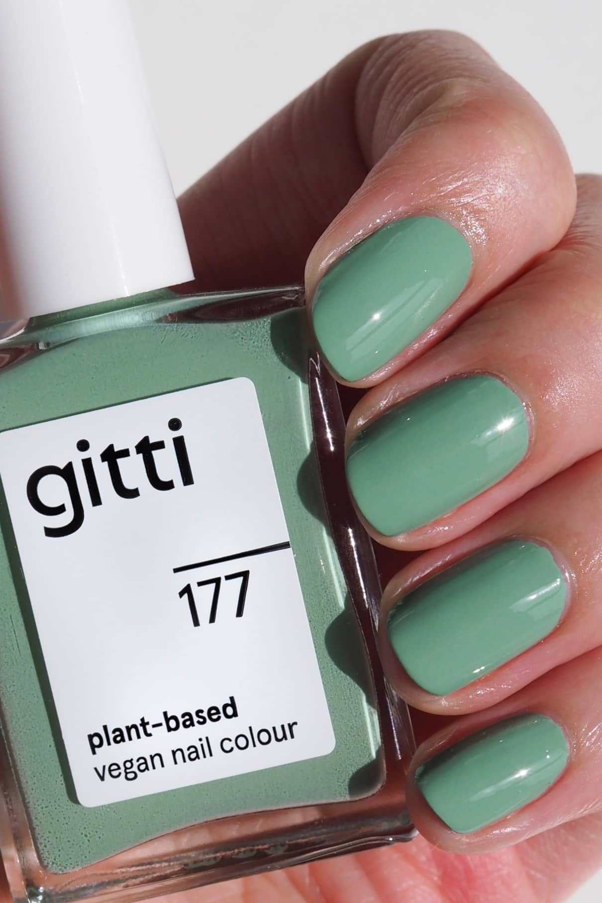 gitti-no-177-plant-based-nagellack-sanfter-jade-gr-nton image 2
