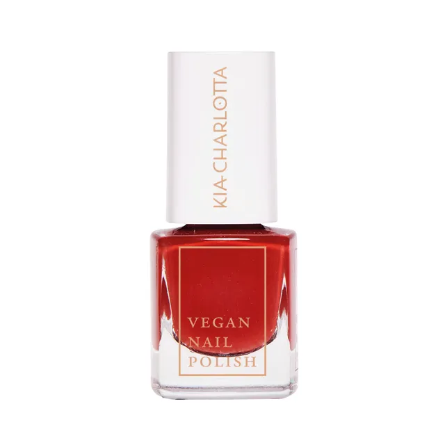 kia-charlotta-determination-veganer-nagellack-dunkelrot image 1