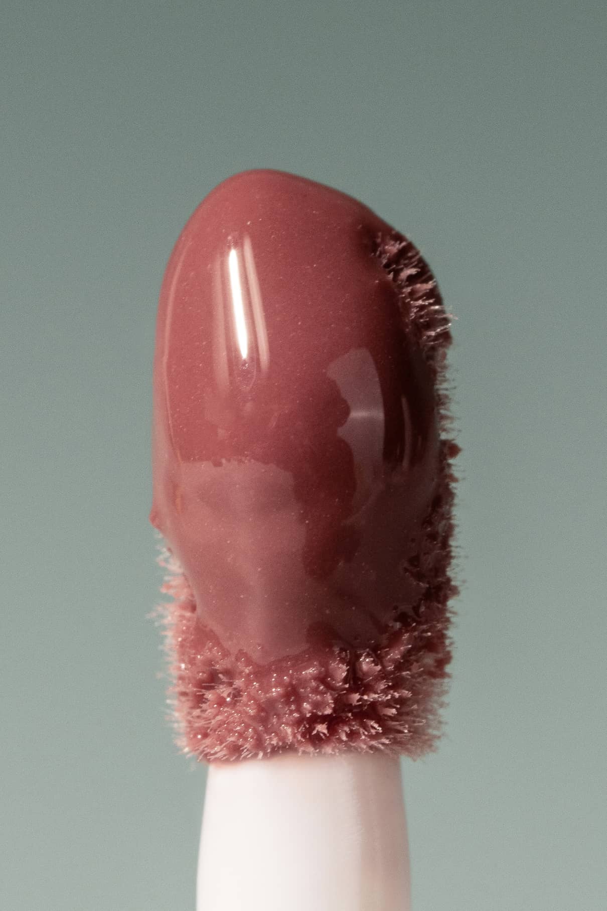 gitti-lip-glaze-no-01-lippen-l-gloss-hybrid-warmes-br-unliches-rot image 6