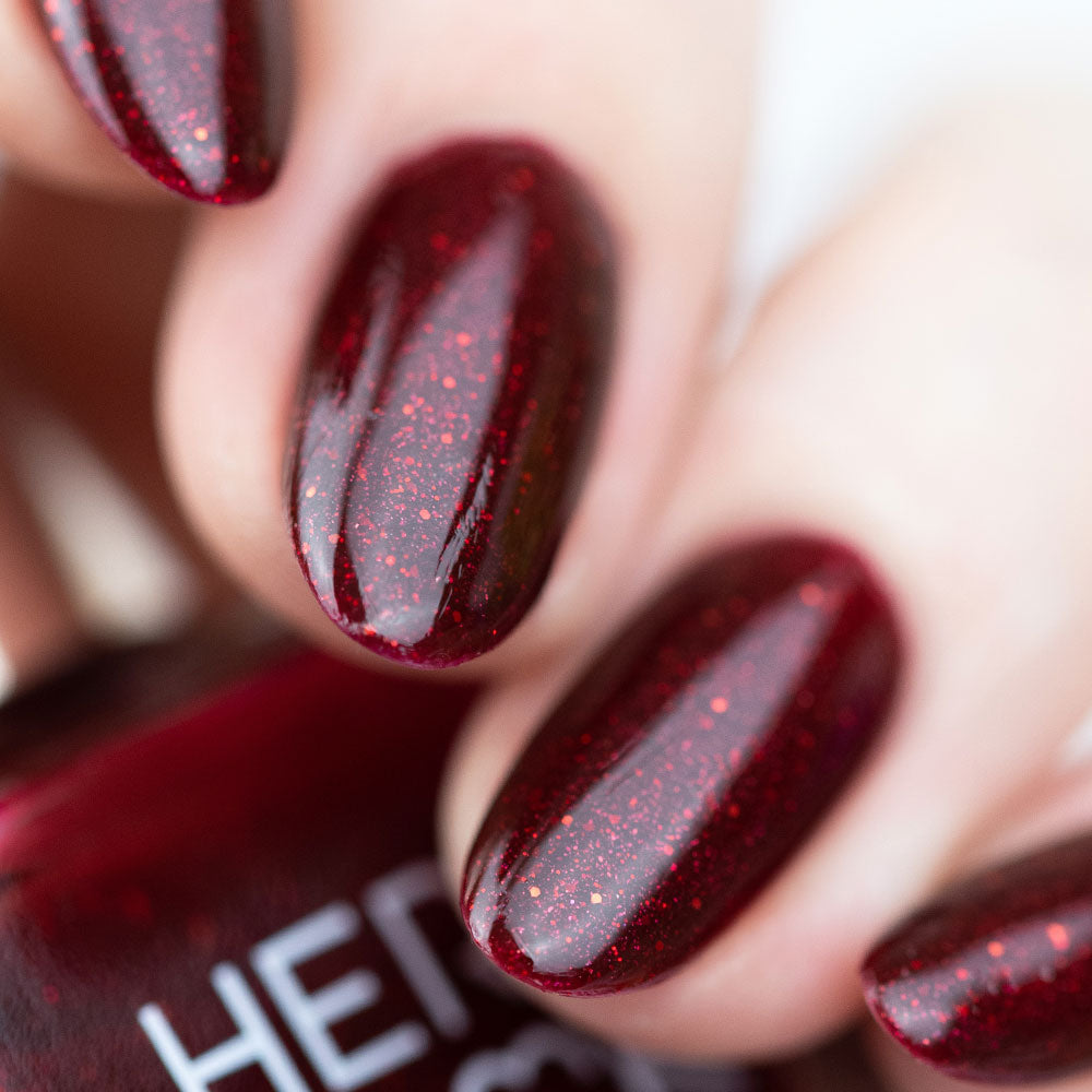 herzlack-blutahorn-veganer-nagellack-dunkelrot-glitzer-11ml image 3