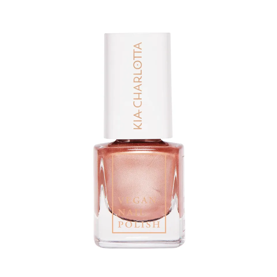 kia-charlotta-nagellack-sun-kissed-metallic-ros-gold-schimmer image 1