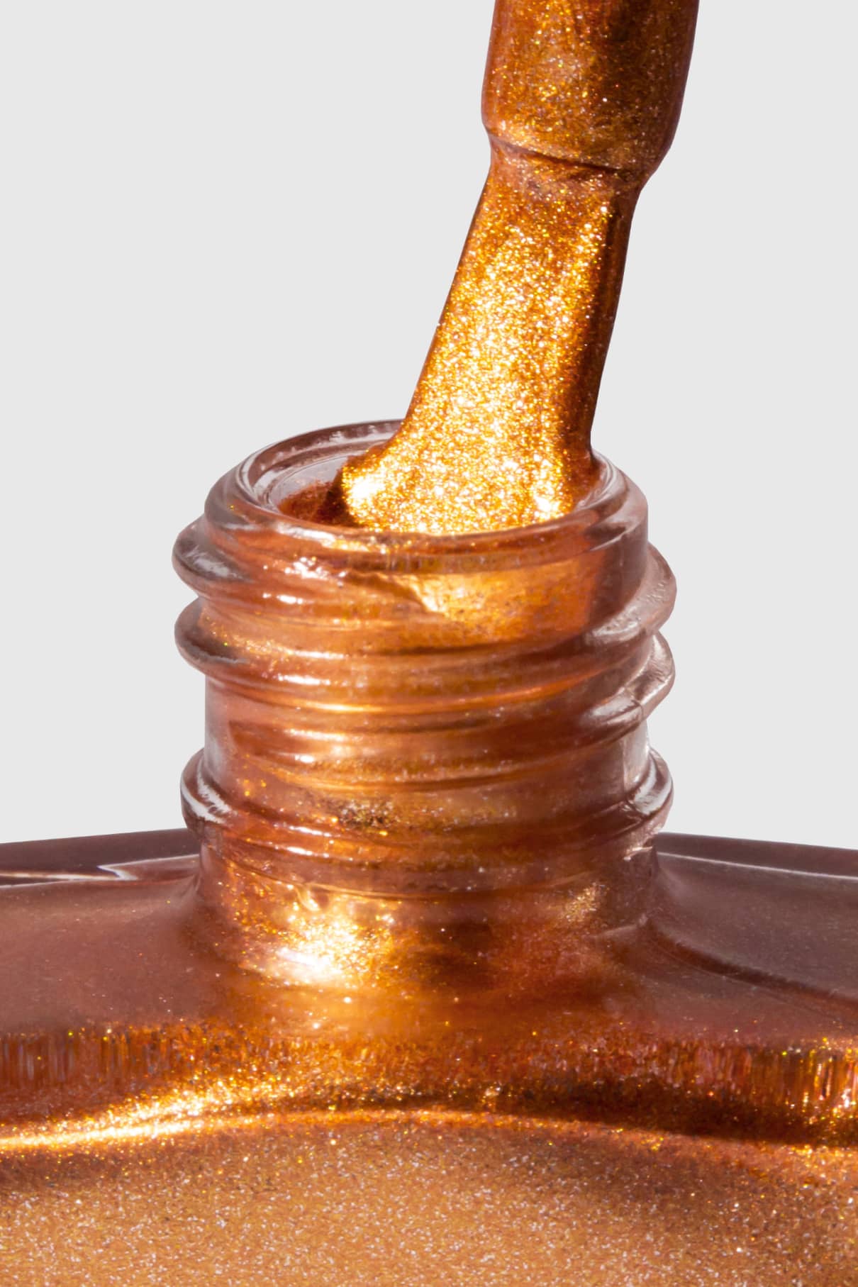 gitti-no-302-pflanzlicher-nagellack-metallic-bronze image 7