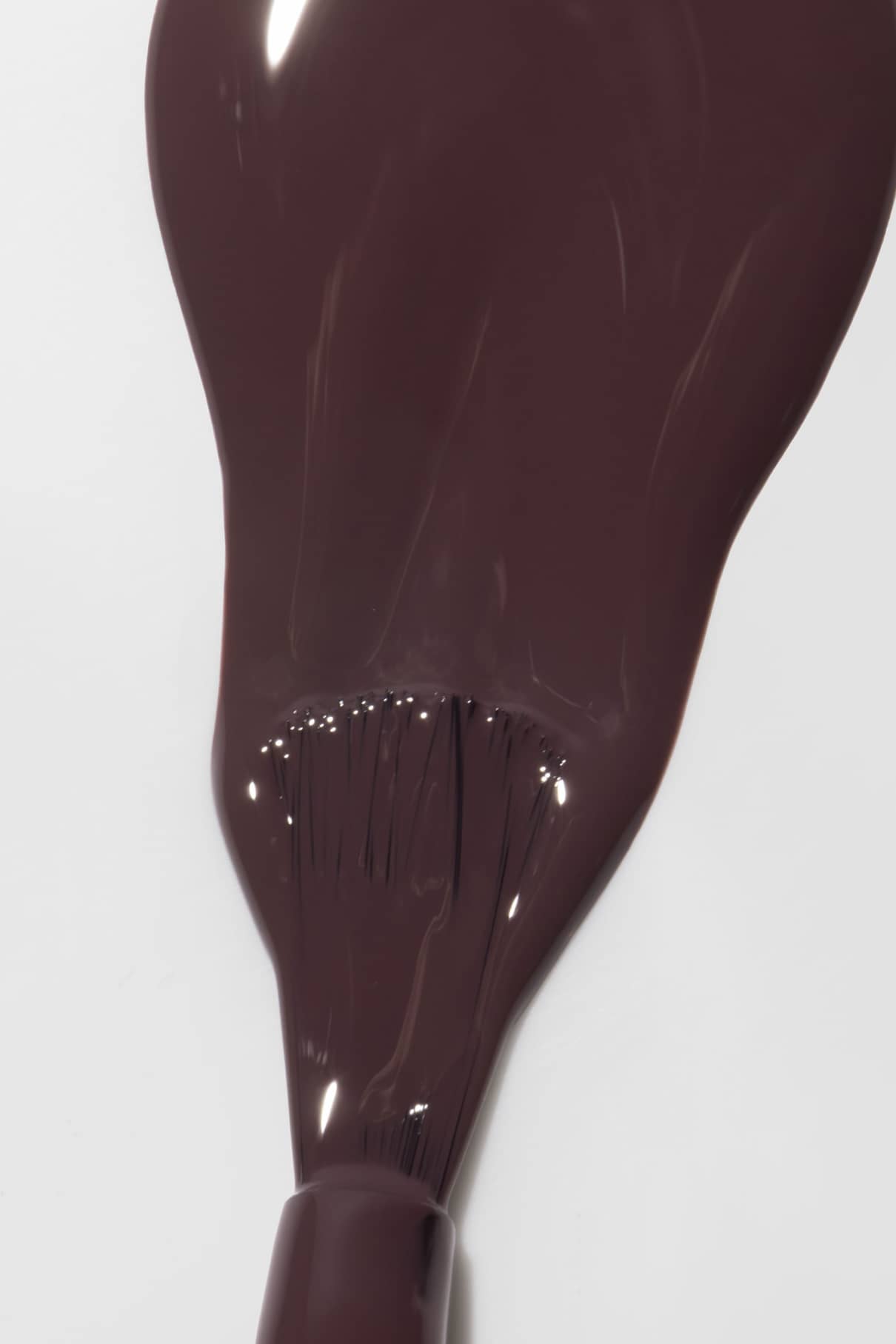 gitti-plant-based-nagellack-no-012-tiefes-dunkles-lila image 6