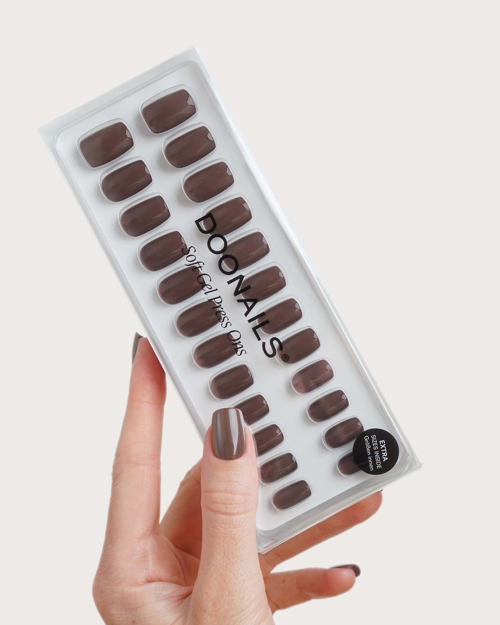 doonails-truffle-short-square-soft-gel-press-ons-braun image 3