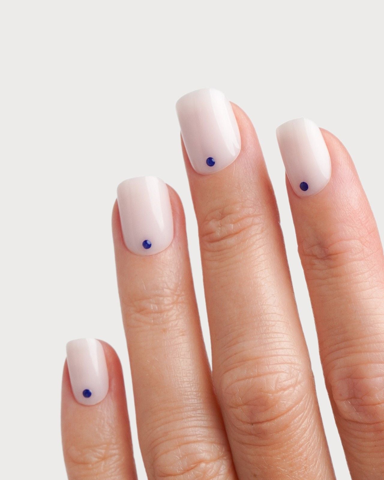 doonails-blue-dots-extra-short-square-soft-gel-press-ons image 2