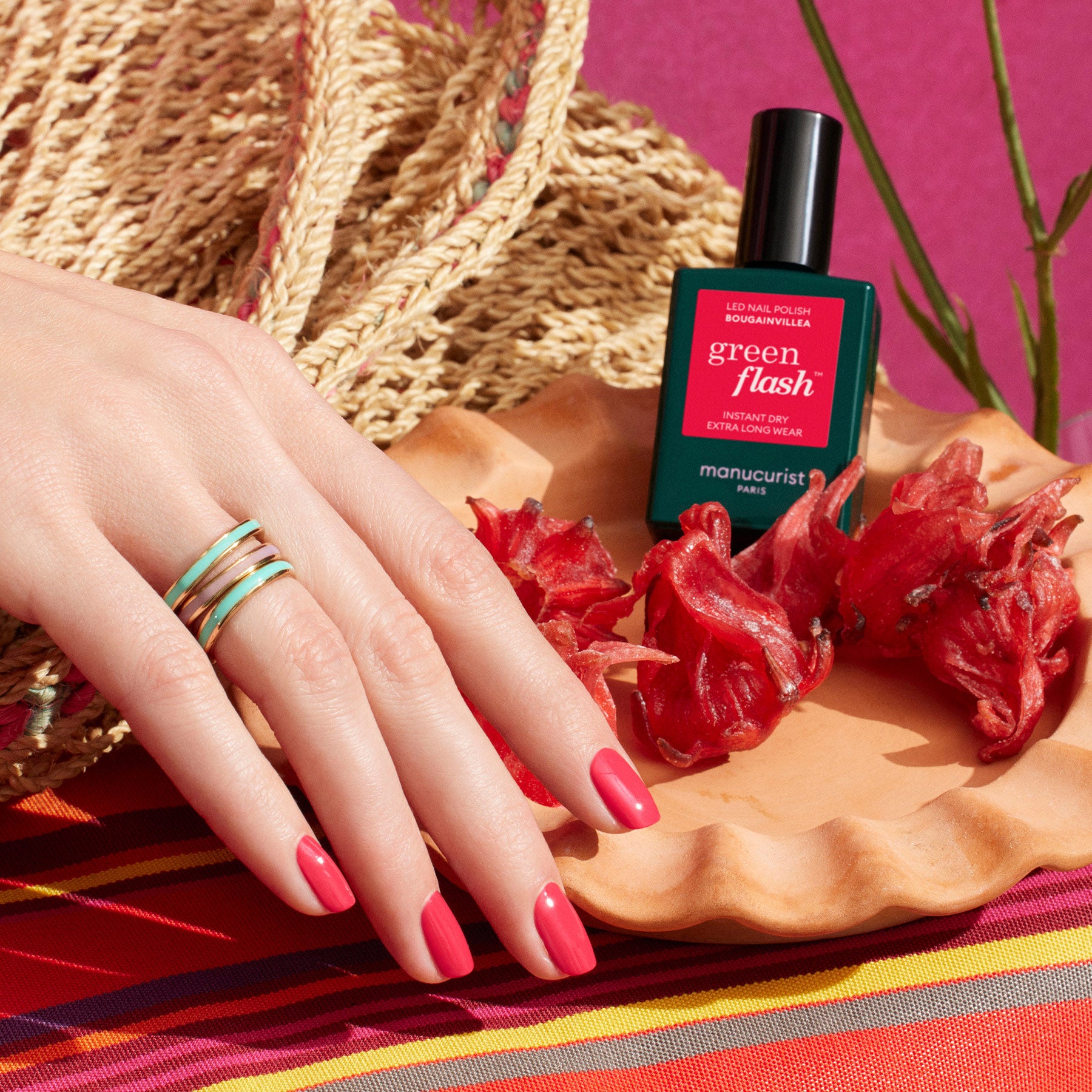 manucurist-green-flash-bougainvillea-semipermanentlack-rosa-rot image 3