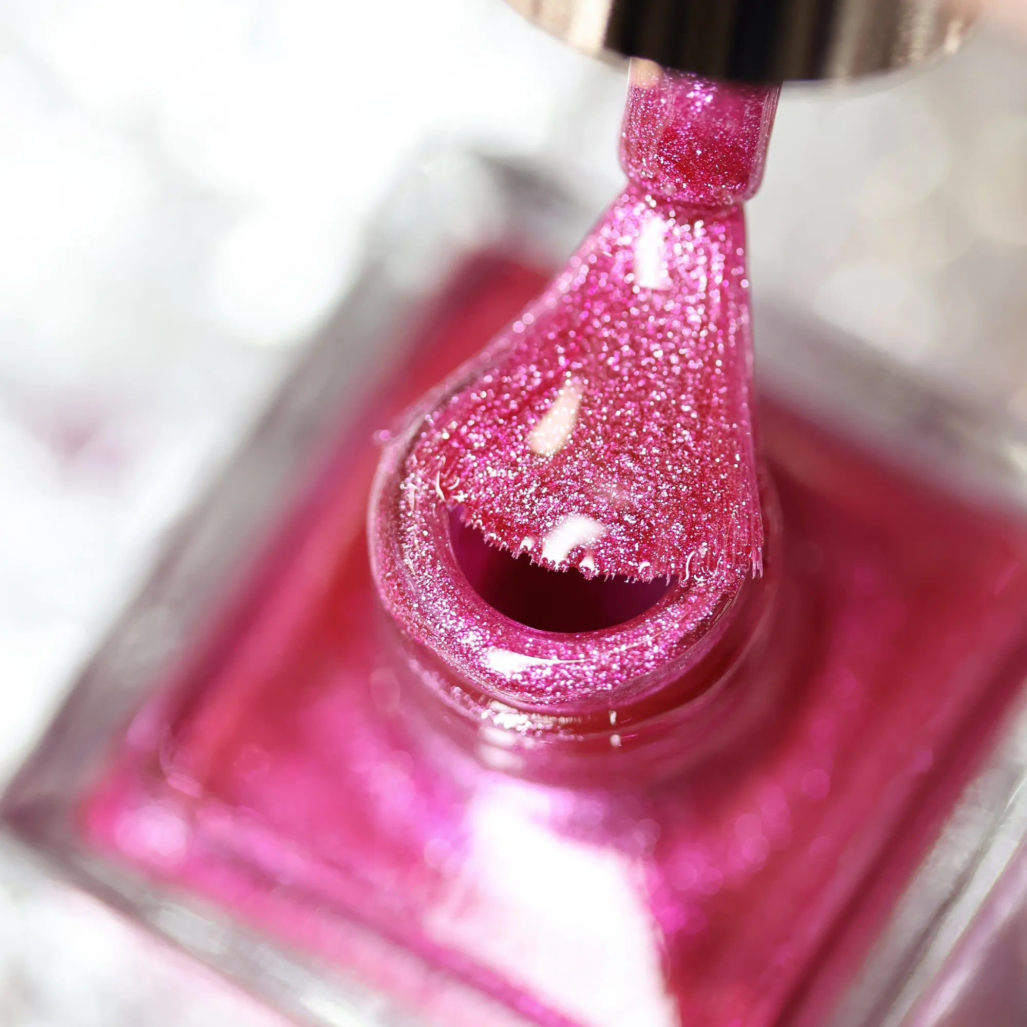 herzlack-pink-metallic-funkel-nagellack-vegan-11ml image 5