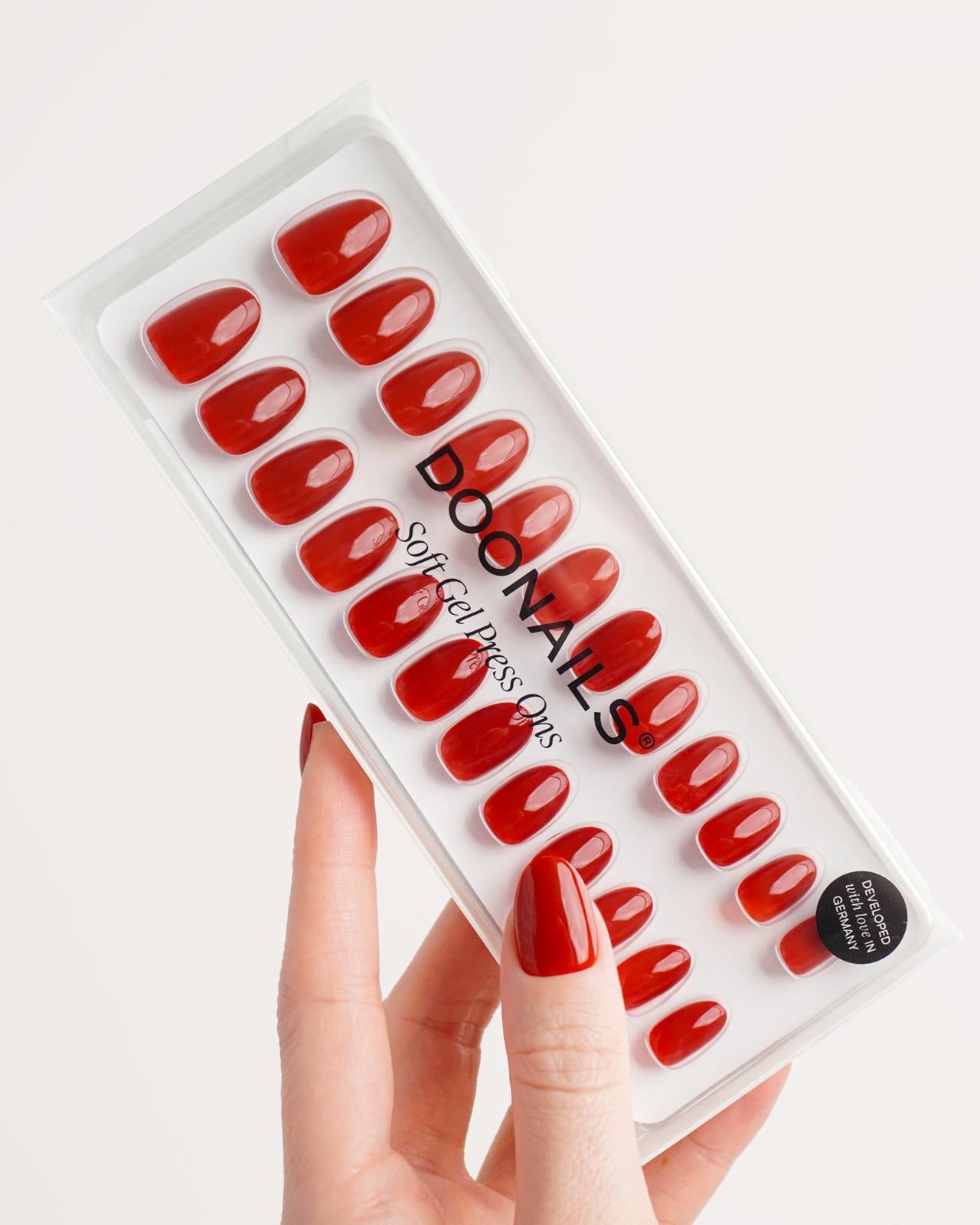 doonails-mon-cheri-short-round-soft-gel-press-ons image 3