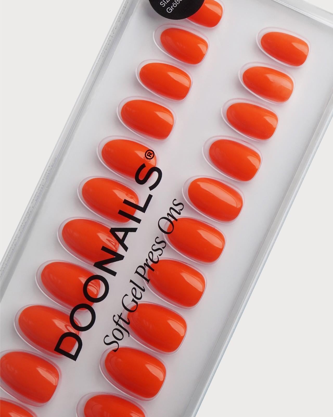 doonails-dolce-vita-short-round-soft-gel-press-ons-orange image 5
