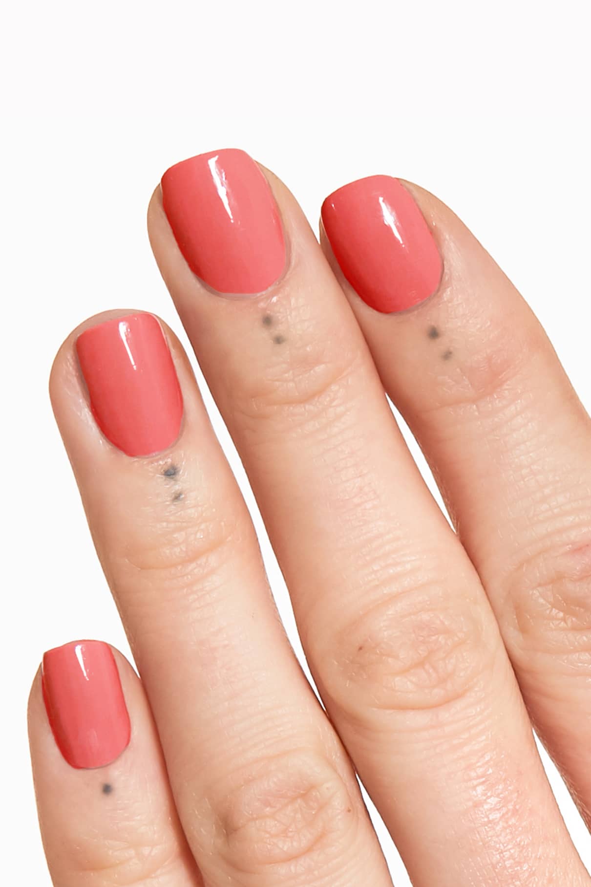 gitti-no-140-nagellack-helles-korall-mit-ros-unterton image 3