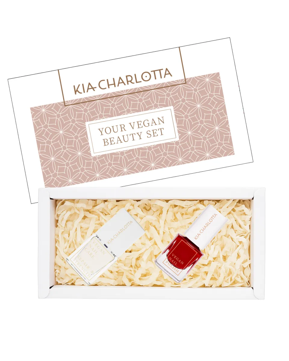 kia-charlotta-x-mas-care-set-repair-strength-veganer-roter-nagellack-2-x-11-ml-i image 1