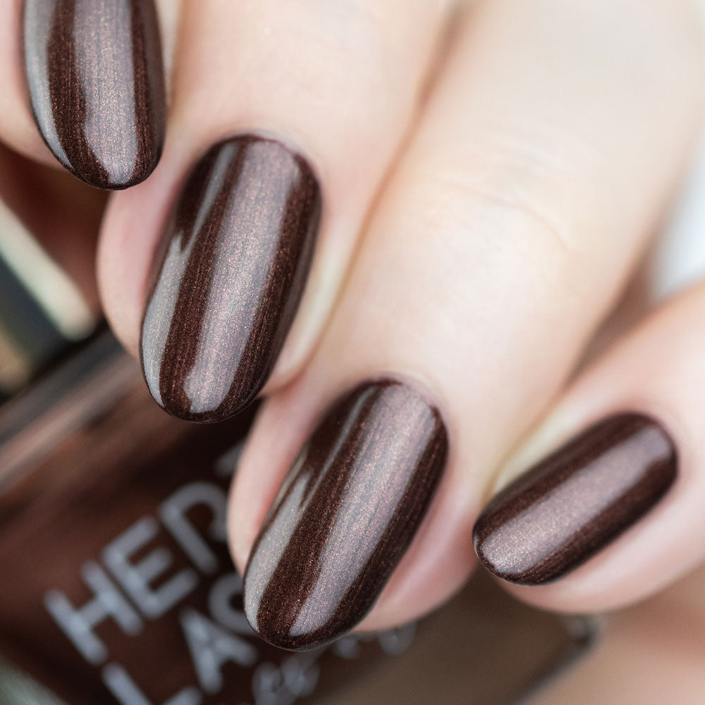 herzlack-erde-veganer-nagellack-braun-pearl-schimmer-11-ml image 3