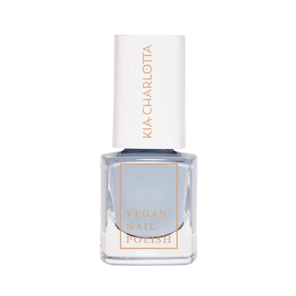 kia-charlotta-nagellack-bloom-from-within-deckendes-blau-grau image 1