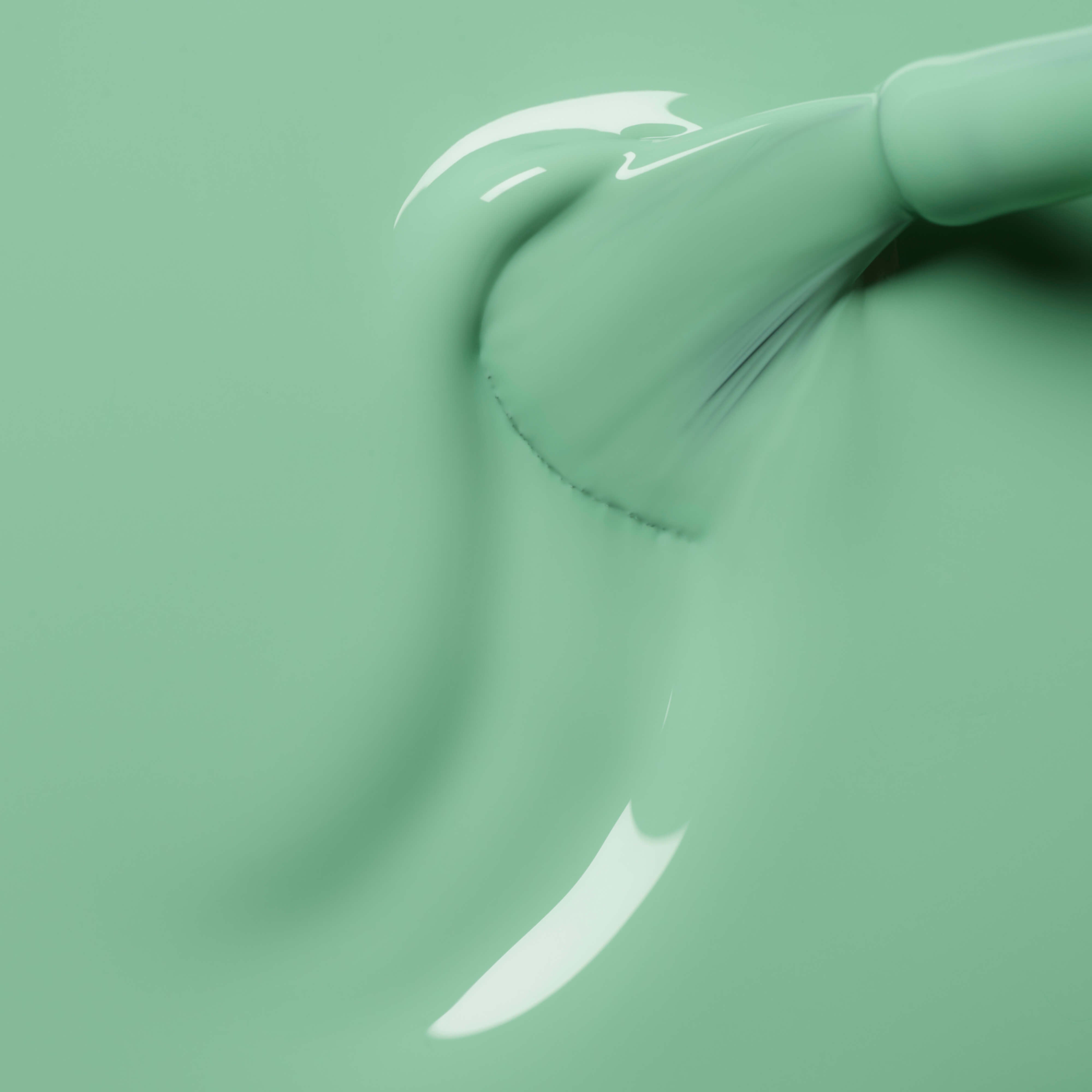 manucurist-green-flash-amande-veganer-led-nagellack-mintgr-n image 4