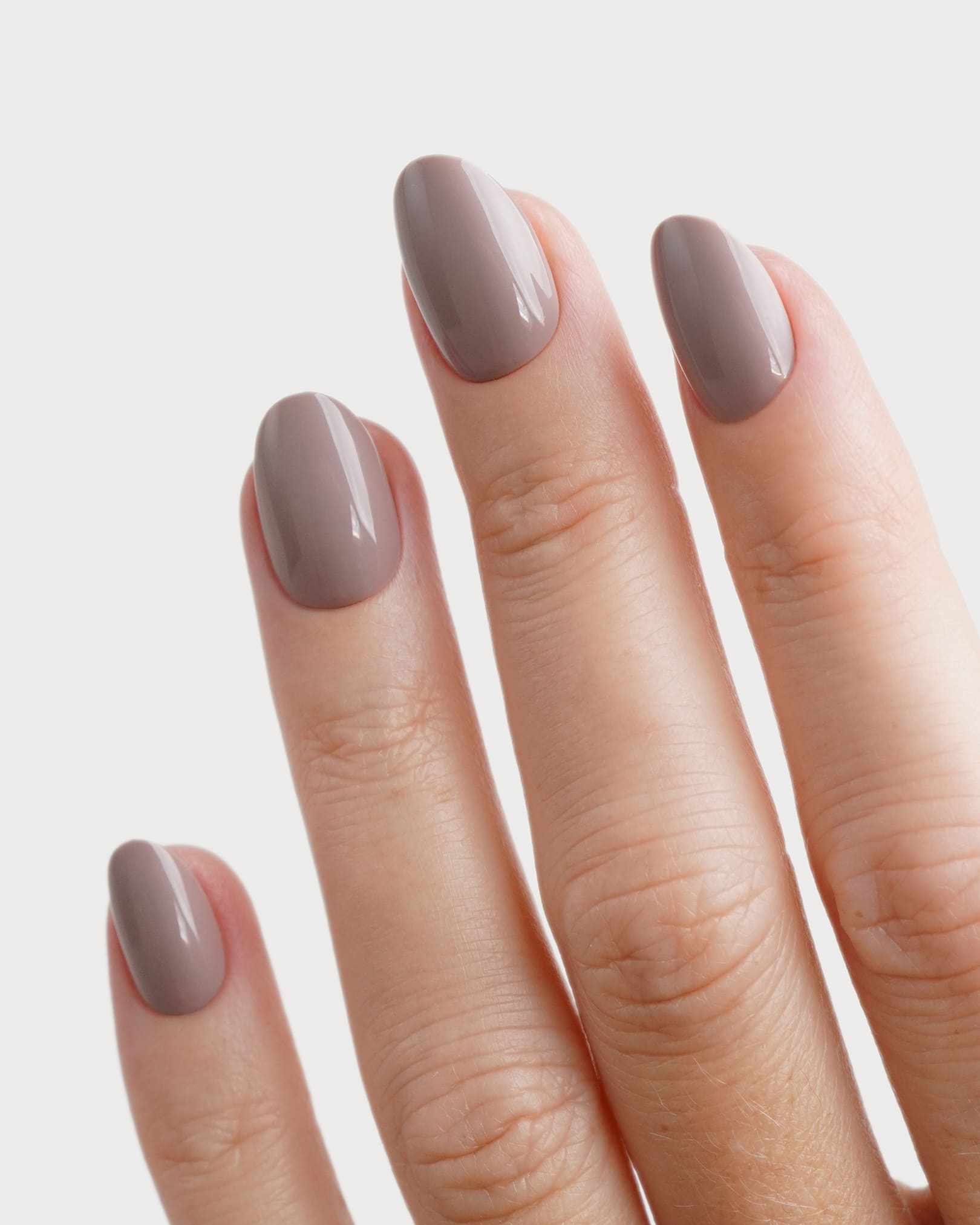 doonails-cashmere-short-round-soft-gel-press-ons-greige-nude image 2