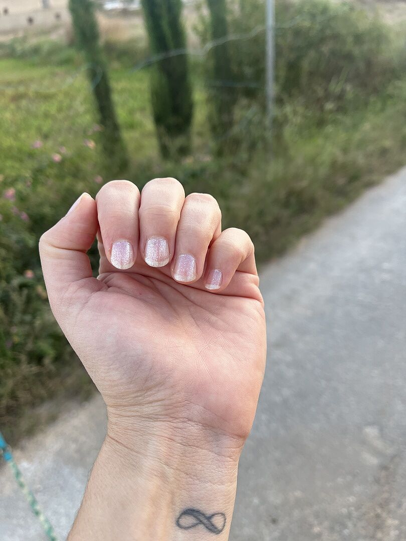 Sternenhimmel auf den Nägeln