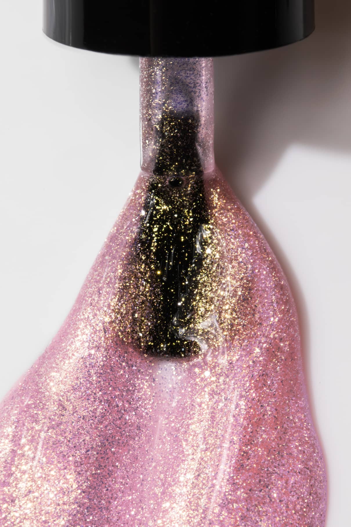 gitti-no-24-plantpro-gel-nagellack-ros-transparent-mit-goldschimmer image 5