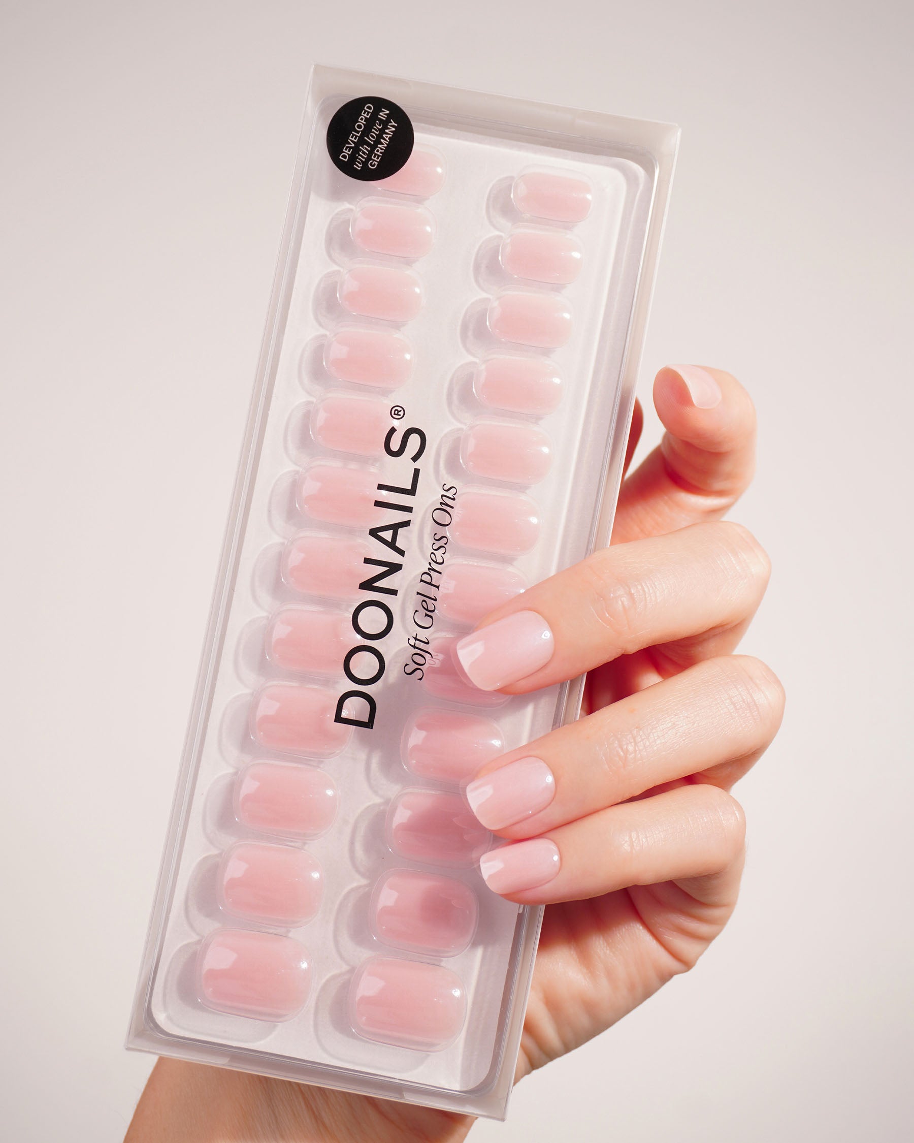 doonails-jetset-extra-short-square-soft-gel-press-ons image 4