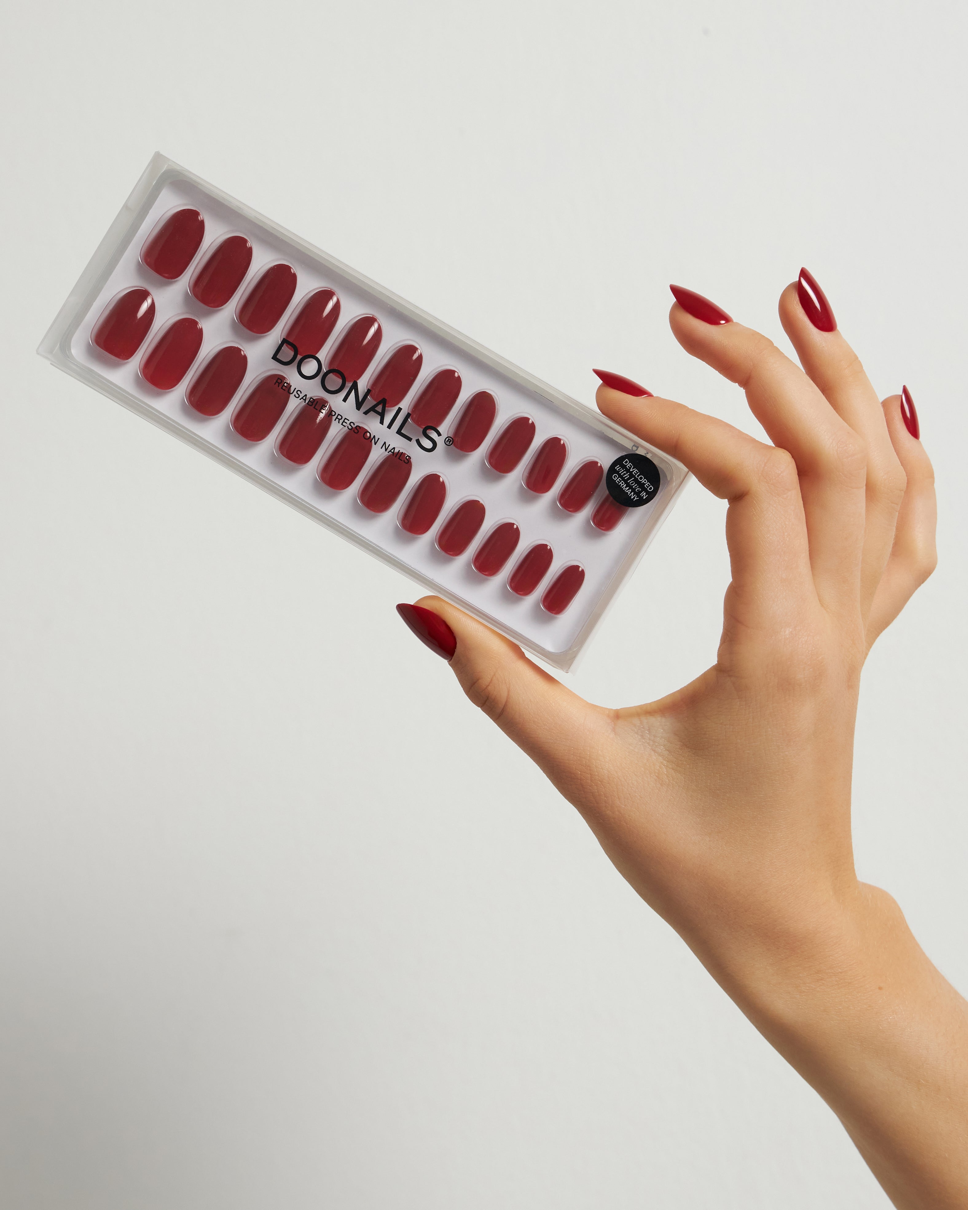 doonails-mon-ch-ri-medium-round-soft-gel-press-ons image 4