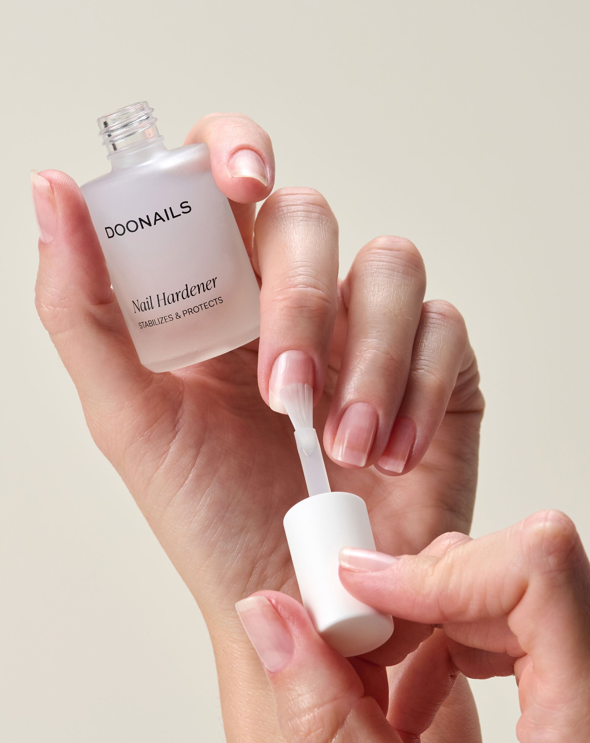 doonails-nagelreparatur-duo-pflege-f-r-br-chige-n-gel image 4