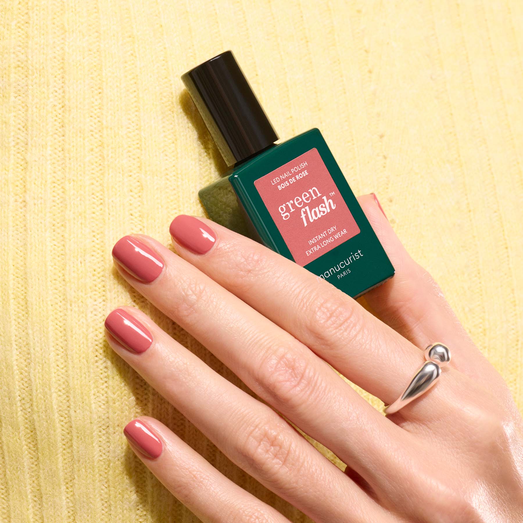 manucurist-green-flash-semi-permanent-nagellack-bois-de-rose-altrosa image 3