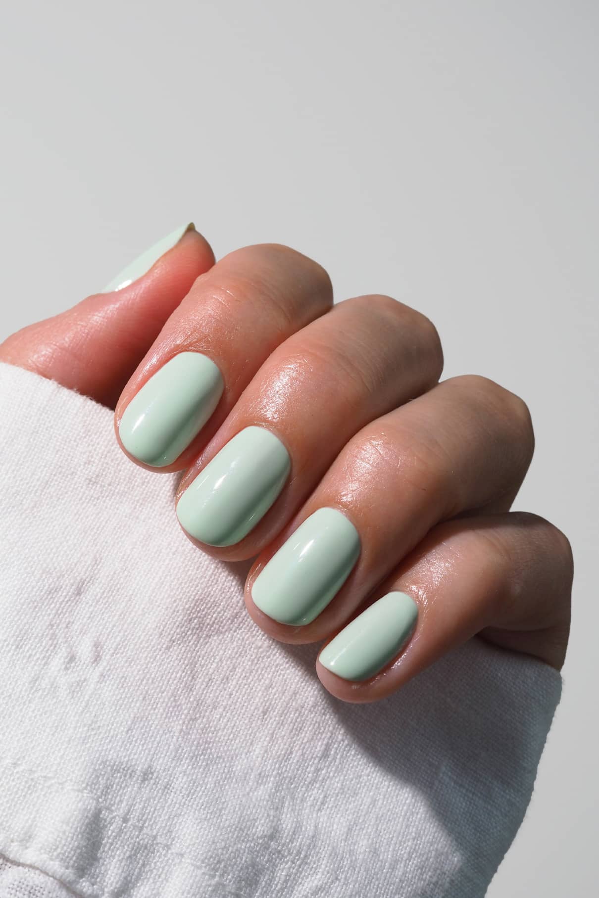 gitti-no-022-plant-based-nagellack-mintgr-n image 3