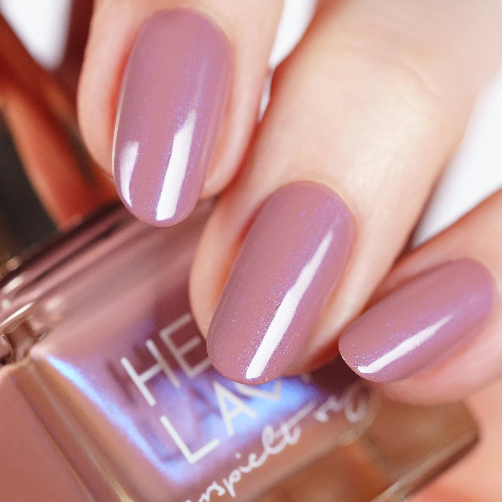 herzlack-english-rose-nagellack-k-hles-altrosa-taupe-mit-blau-schimmer-11-ml image 3
