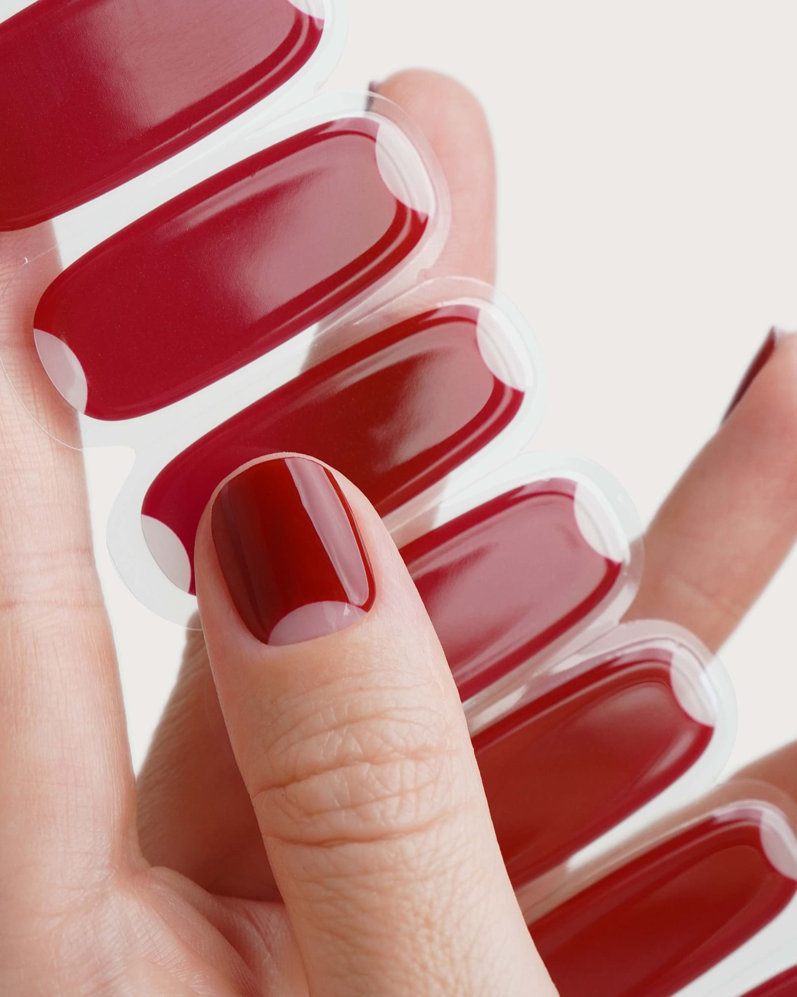 doonails-mademoiselle-bordeaux-uv-gel-strips image 5