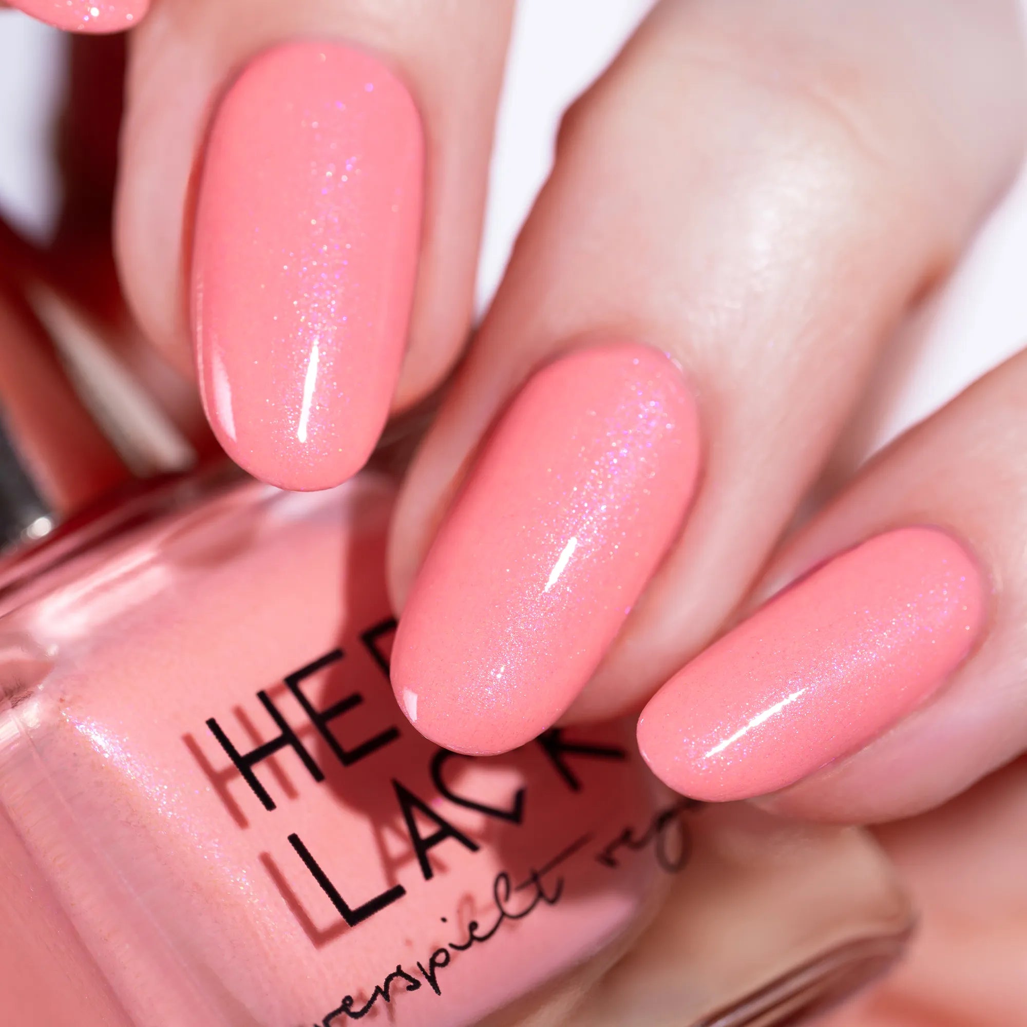 herzlack-pfirsichrosa-veganer-nagellack-rosa-orange-neon-pastell-mit-schimmer-11 image 2