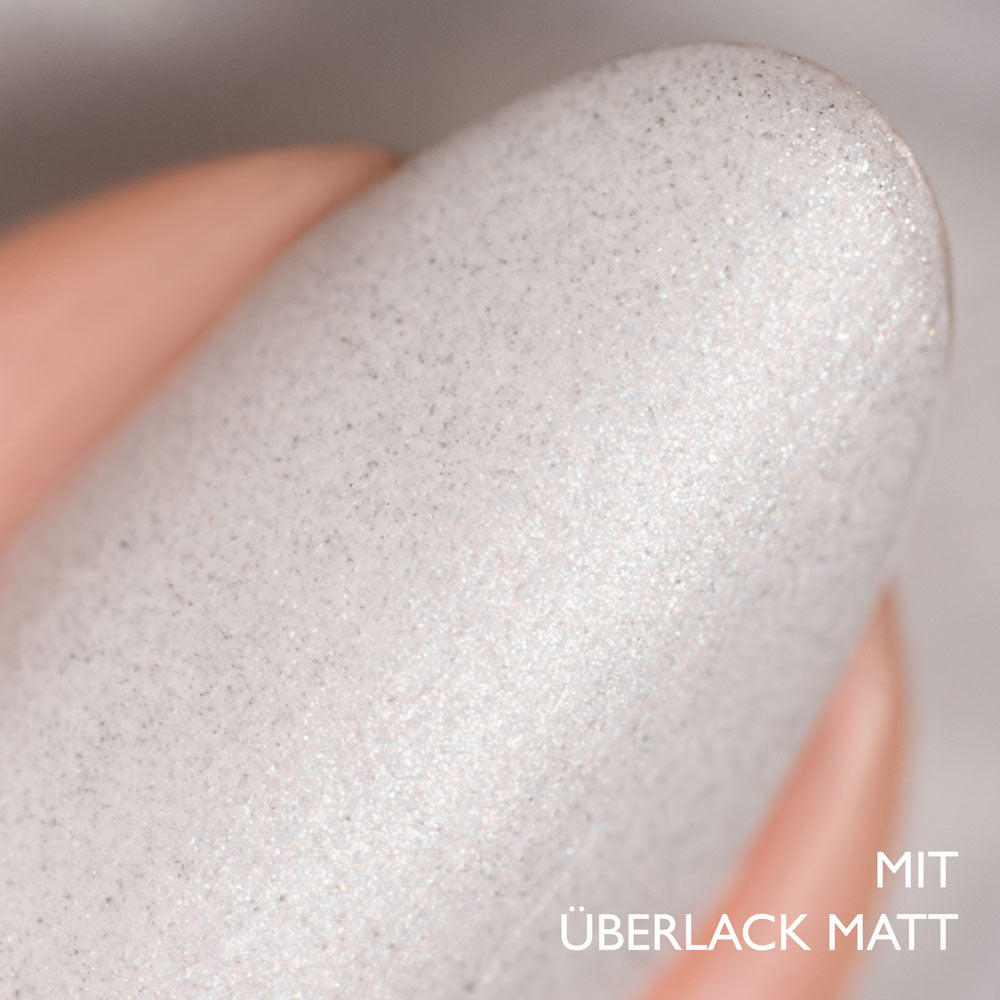 herzlack-oslo-veganer-nagellack-warmes-hellgrau-nude-schimmer-11ml image 5